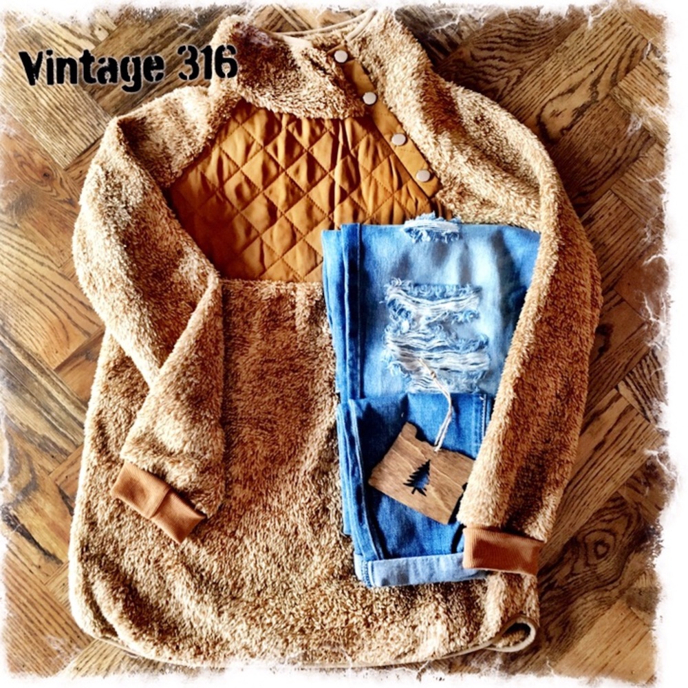 Quilted Pull Over - Picture 1 of 1